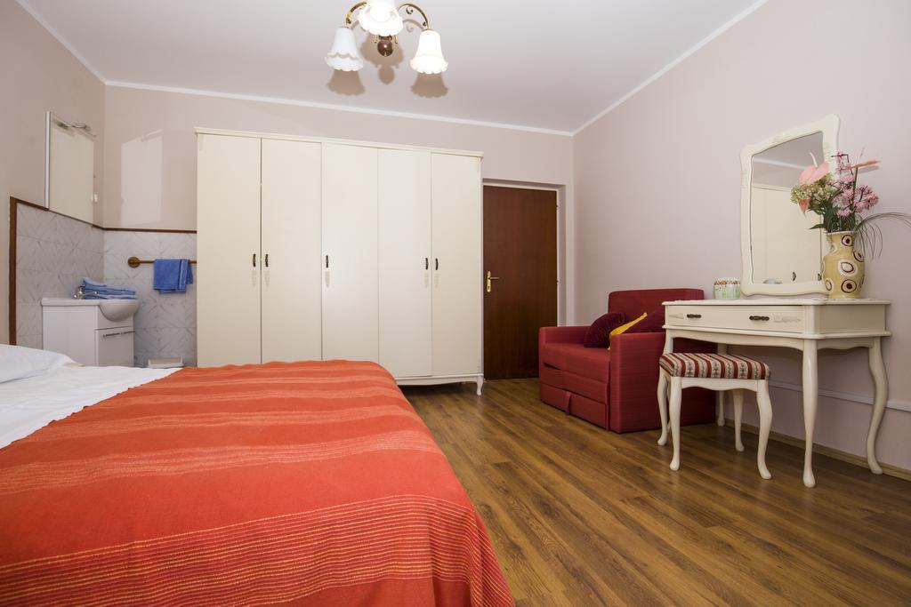 Apartments&Rooms Ribarić Lovran Zewnętrze zdjęcie